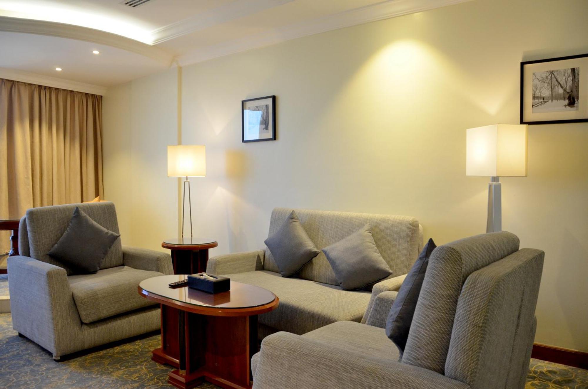 Crown Tower Hotel Jubail Экстерьер фото