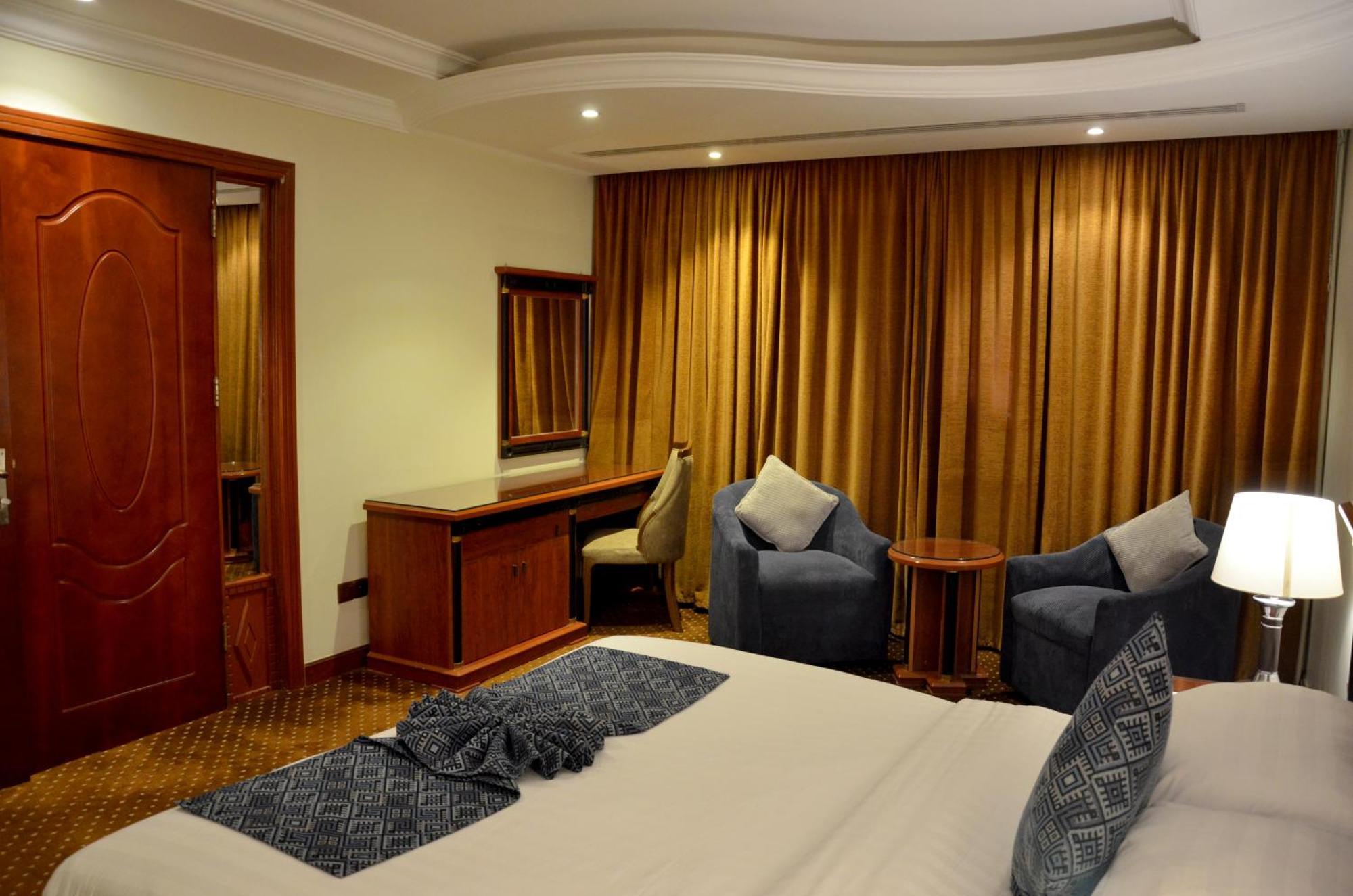 Crown Tower Hotel Jubail Экстерьер фото