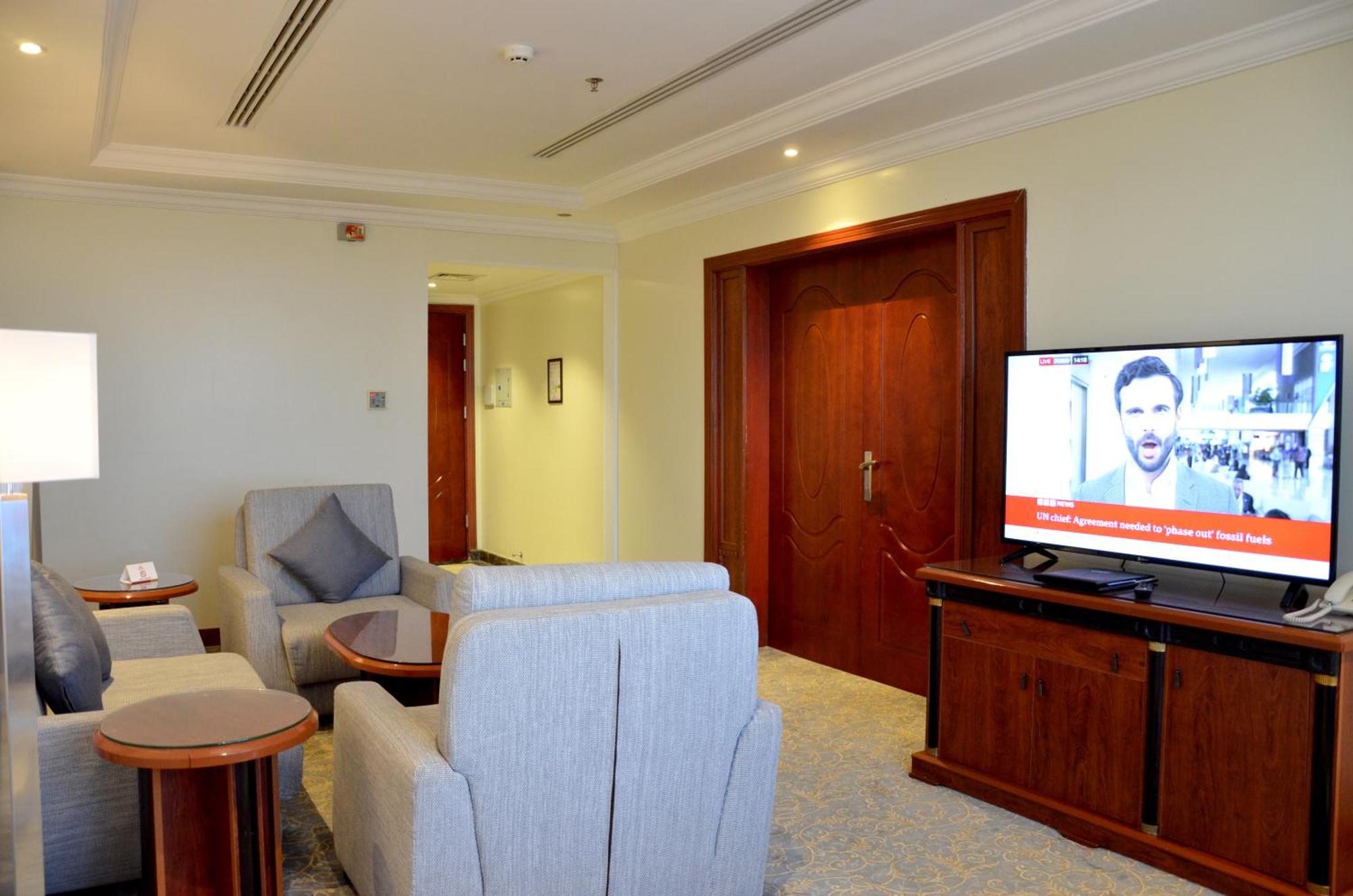 Crown Tower Hotel Jubail Экстерьер фото