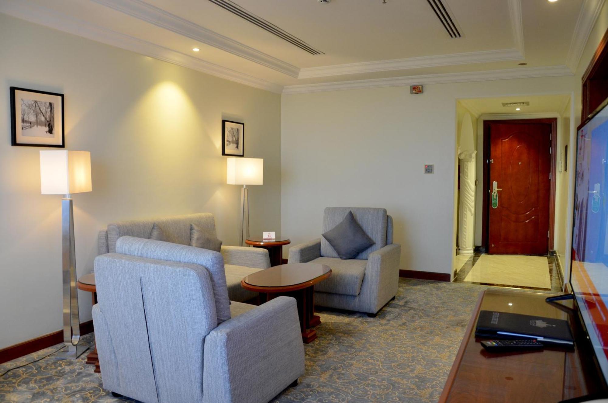 Crown Tower Hotel Jubail Экстерьер фото