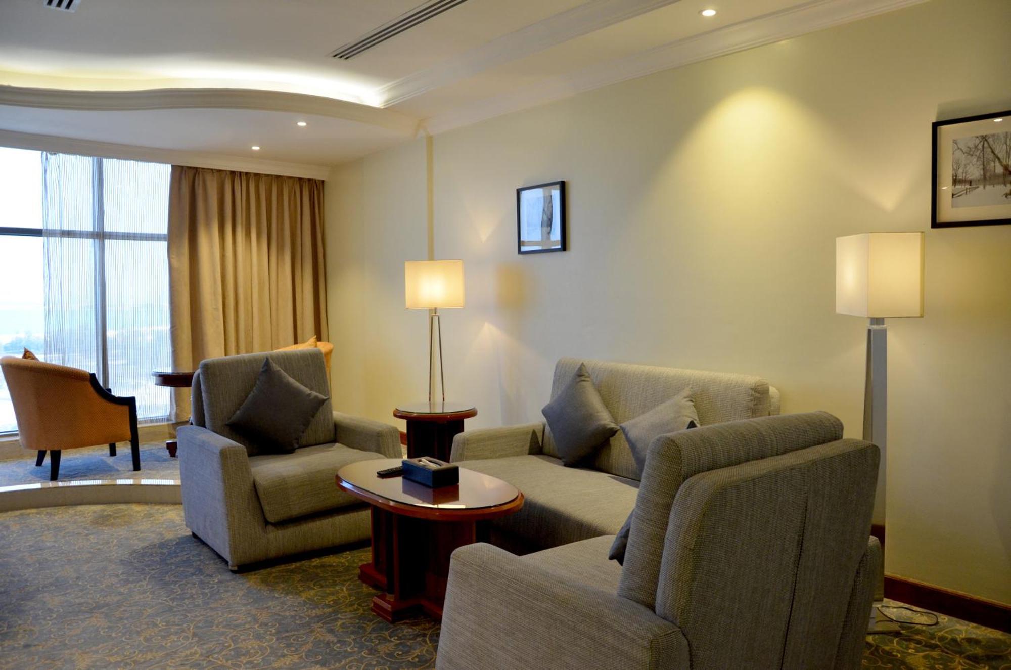 Crown Tower Hotel Jubail Экстерьер фото